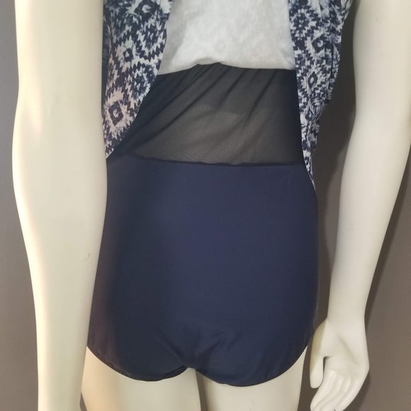 Swim Solutions Triple-Tier Tummy-Control Fauxkini One-Piece Swimsuit Size 10 - Picture 6 of 13